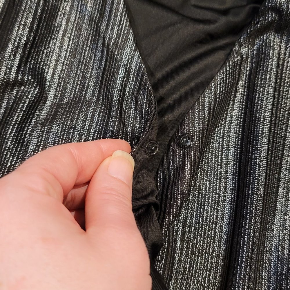 NWT Guess Women's Black and Silver Metallic Rouched Romper - Picture 3 of 8